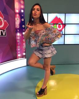 Melissa Quiñonez feet photo 3