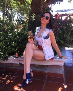 Melissa Quiñonez feet photo 16
