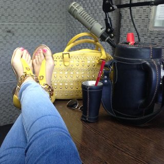 Melissa Quiñonez feet photo 3