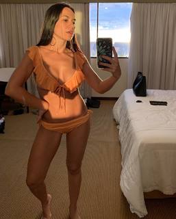 Melissa Quiñonez feet photo 10