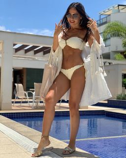 Melissa Quiñonez feet photo 8