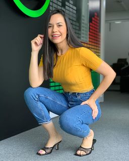 Melissa Quiñonez feet photo 3