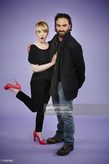 Melissa Rauch feet photo thumbnail