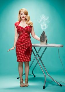 Melissa Rauch feet photo thumbnail