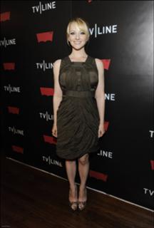 Melissa Rauch feet photo thumbnail