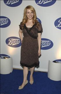 Melissa Rauch feet photo thumbnail