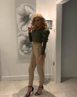 Melissa Reeves feet photo 4