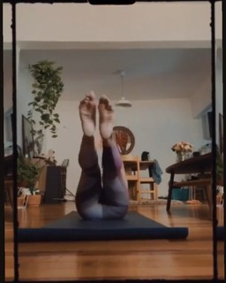 Melissa Robles feet photo 11