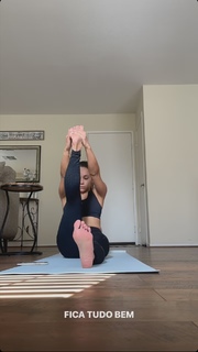Melissa Robles feet photo 7