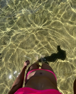 Melissa Robles feet photo 12