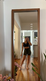 Melissa Robles feet photo 5