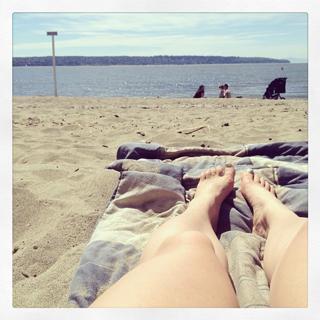 Melissa Roxburgh feet photo thumbnail