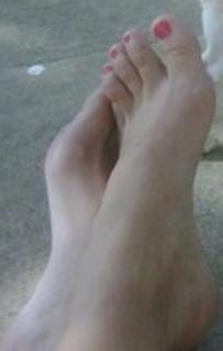 Melissa Rycroft feet photo 17