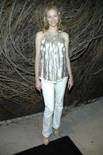 Melissa Sagemiller feet photo 3