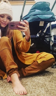 Melissa Santos feet photo 8
