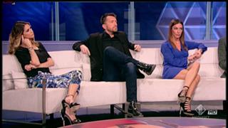 Melissa Satta feet photo thumbnail