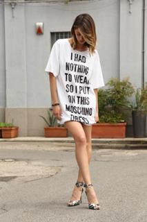 Melissa Satta feet photo thumbnail