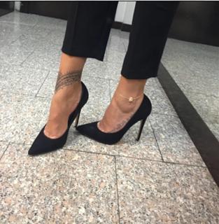 Melissa Satta feet photo thumbnail