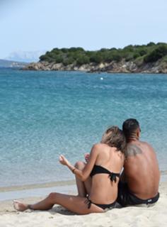 Melissa Satta feet photo thumbnail