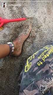 Melissa Satta feet photo thumbnail