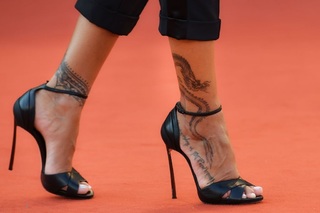 Melissa Satta feet photo thumbnail