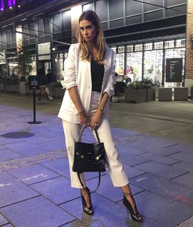 Melissa Satta feet photo thumbnail
