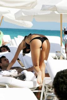 Melissa Satta feet photo thumbnail