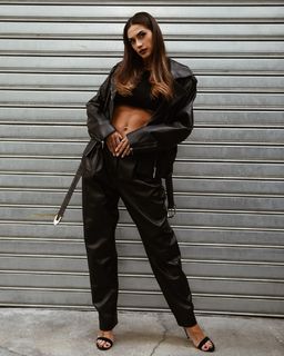 Melissa Satta feet photo thumbnail