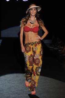 Melissa Satta feet photo thumbnail