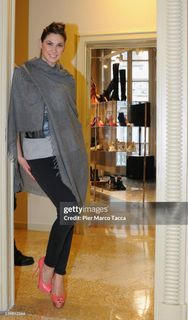 Melissa Satta feet photo 7