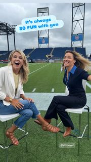 Melissa Stark feet photo thumbnail