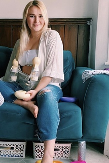 Melissa Suffield feet photo 9