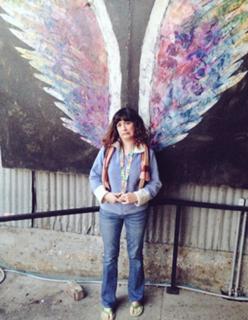 Melissa Villaseñor feet photo thumbnail