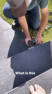 Melissa Villaseñor feet photo thumbnail