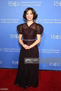 Melissa Villaseñor feet photo thumbnail