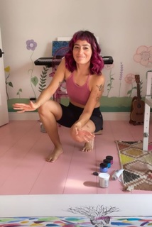 Melissa Villaseñor feet photo thumbnail