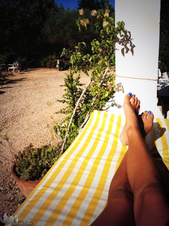 Melita Toniolo feet photo thumbnail