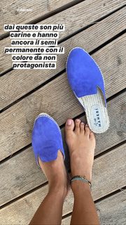 Melita Toniolo feet photo thumbnail