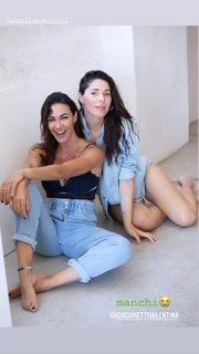 Melita Toniolo feet photo thumbnail