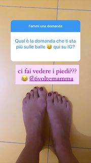 Melita Toniolo feet photo thumbnail