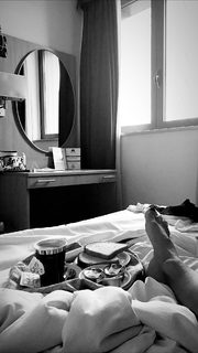 Melita Toniolo feet photo thumbnail