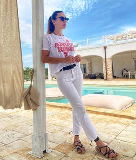 Melita Toniolo feet photo thumbnail