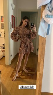 Melita Toniolo feet photo thumbnail