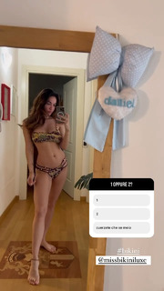 Melita Toniolo feet photo thumbnail