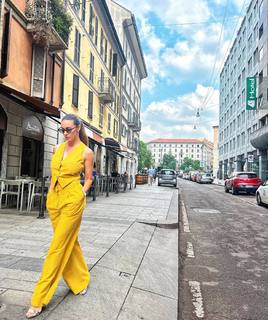 Melita Toniolo feet photo thumbnail