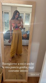 Melita Toniolo feet photo thumbnail