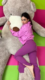 Melita Toniolo feet photo thumbnail