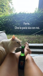 Melita Toniolo feet photo thumbnail