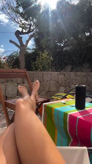 Melita Toniolo feet photo thumbnail