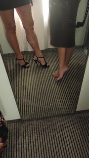 Melita Toniolo feet photo thumbnail